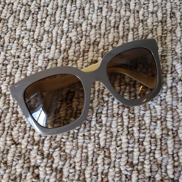 Marc Jacobs Accessories - Worn once! Marc Jacobs Sunglasses